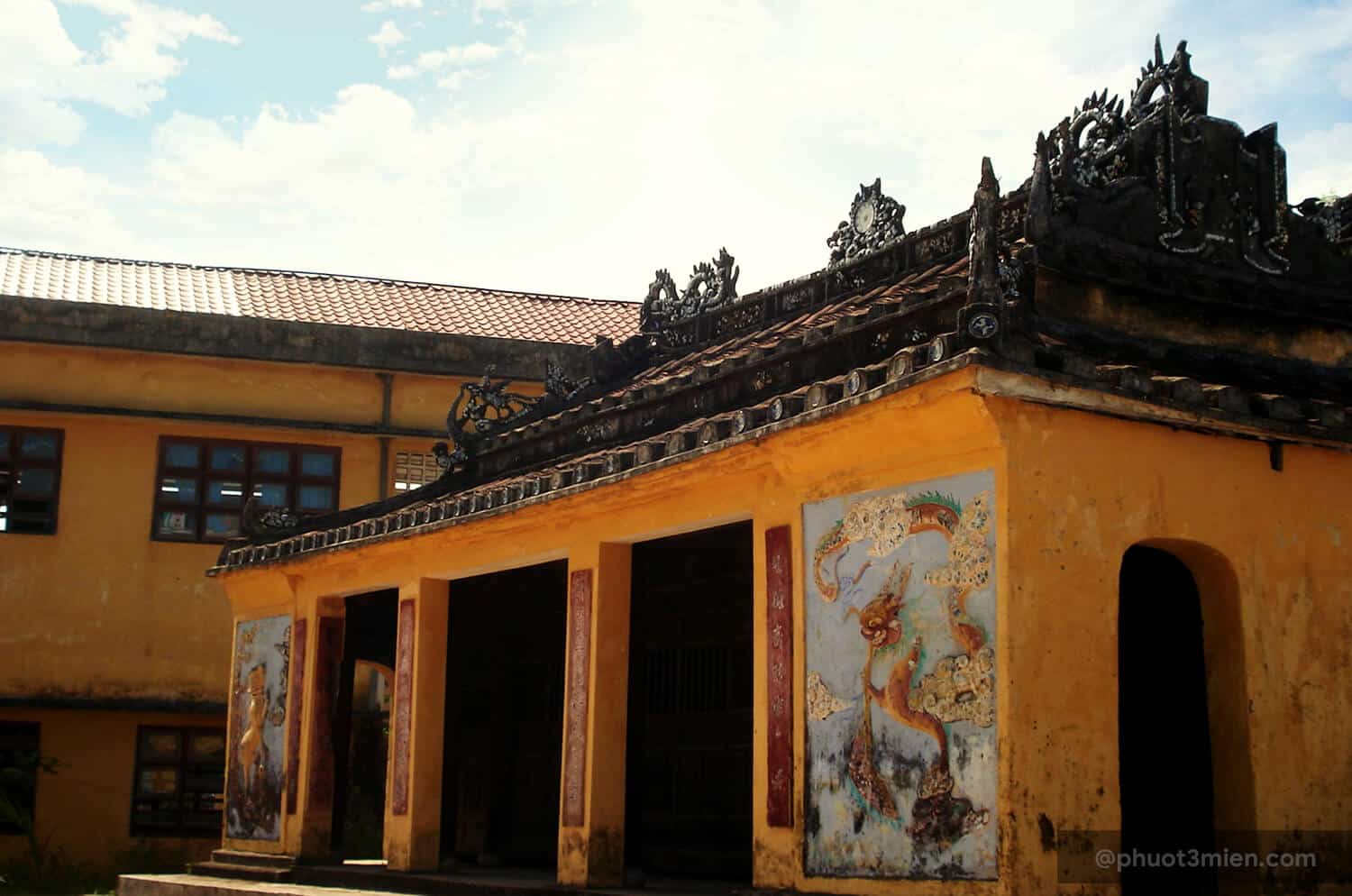 Peaceful Tuy Loan Ancient Village in Da Nang