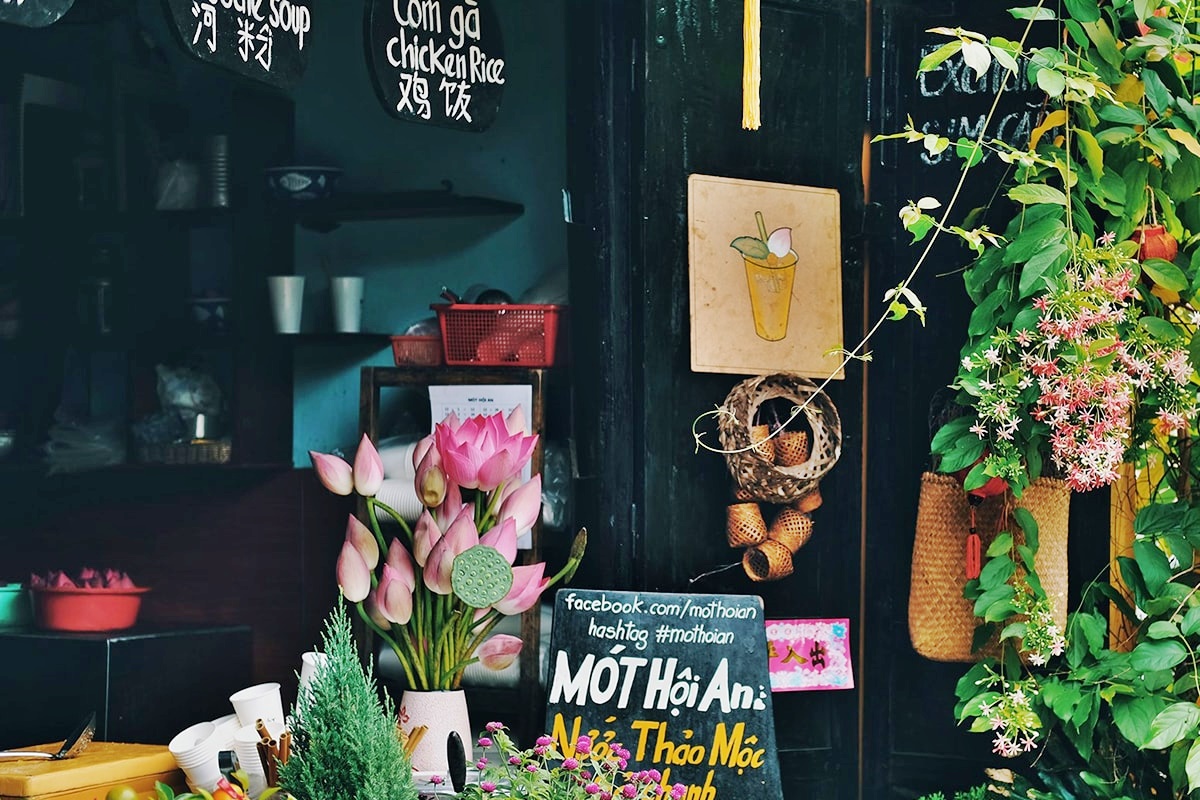 Hoi An cafes: TOP 6 places to get insta-worthy photos